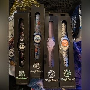 NWT Disney Magicbands
